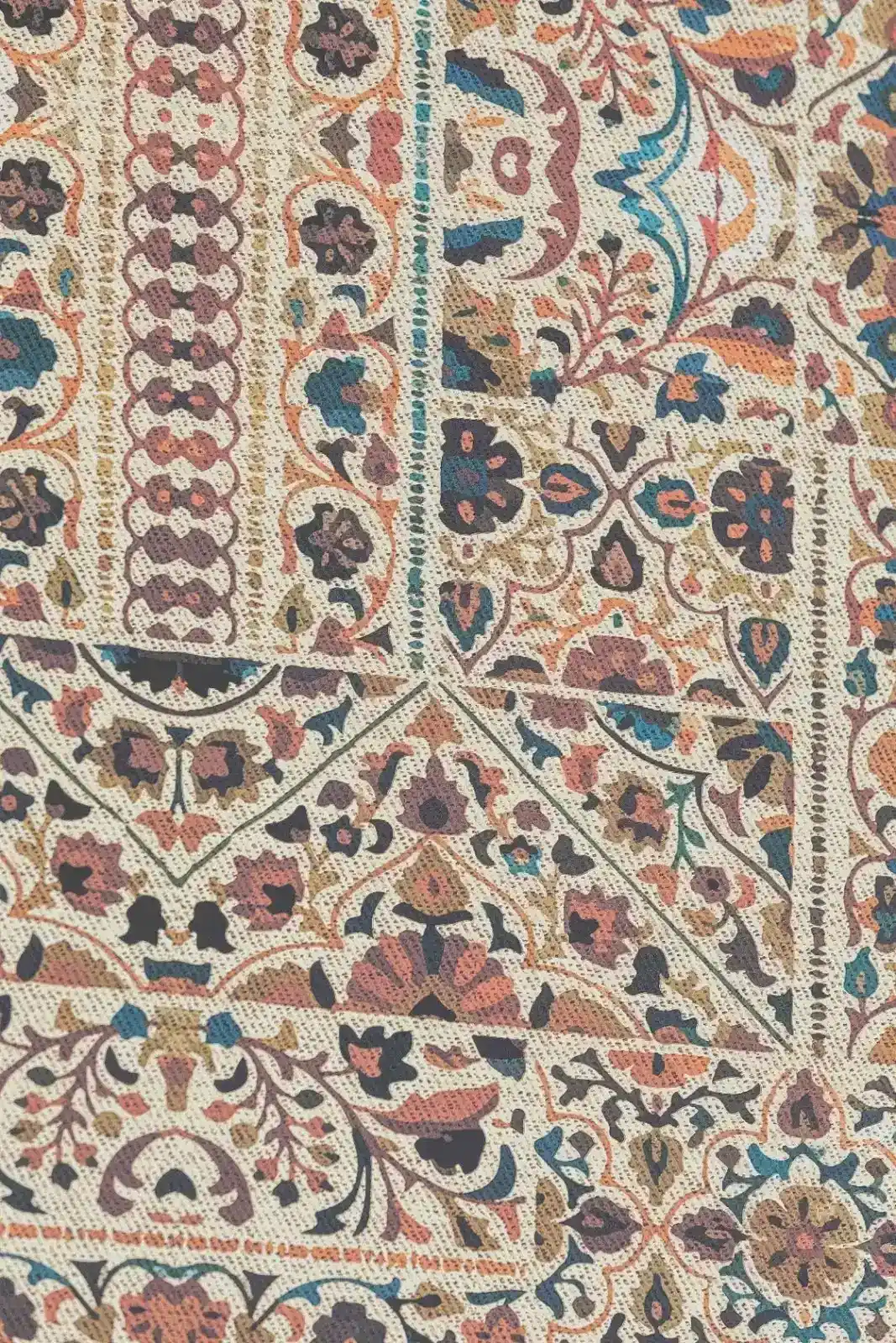 Bohemian Damask Laminate